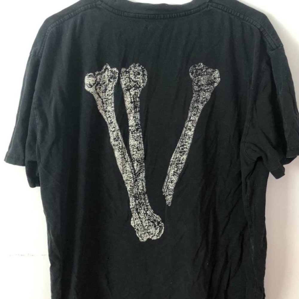 Vlone Crossbones Tee